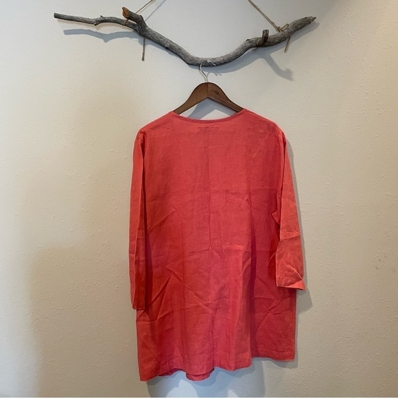 FLAX Coral Pleated V Neck Tunic Top - Picture 4 of 9
